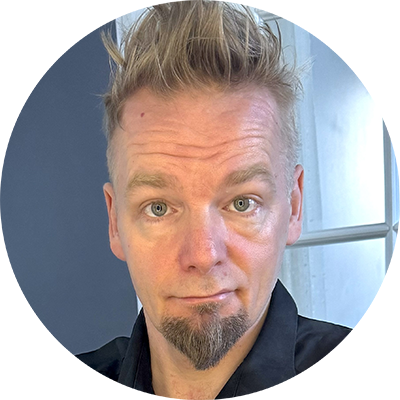 Juha, Hostaan team member